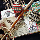 Scrapbook et carnet de tendances inspiration pour  réaliser des boules en jacquard aux motifs scandinaves