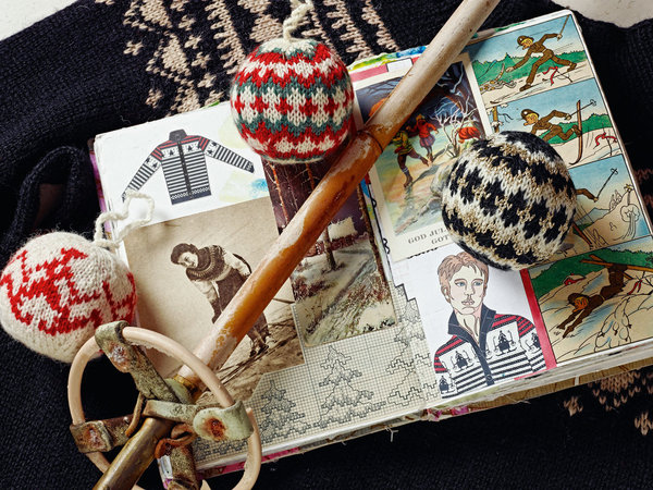 Scrapbook et carnet de tendances inspiration pour  réaliser des boules en jacquard aux motifs scandinaves