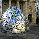 Installation réalisée grâce à l'aide du directeur de théâtre de l'Europe, Olivier Py et le soutien de la mairie de Paris