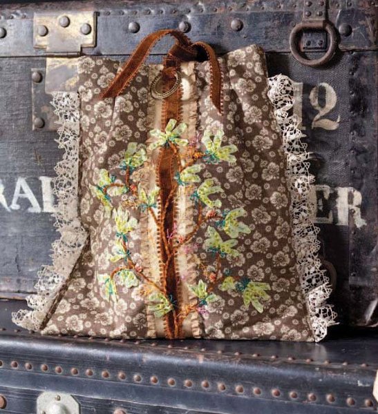 Sac aux branches de ruban et bordure en dentelle