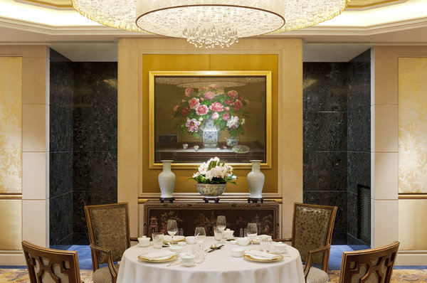 Comme le reste de l'hôtel, la décoration a été confiée à Pierre-Yves Rochon