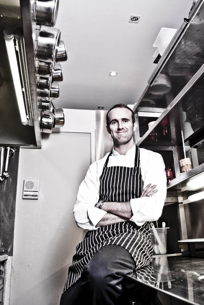 Derrière les fourneaux, Nicolas Valanchon