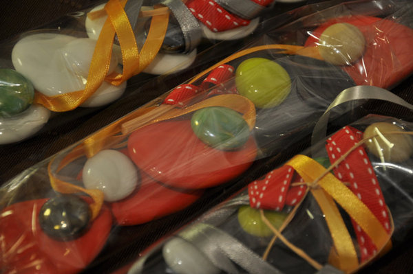 Le Kit de Noël existe en 3 couleurs contient 5 pièces mais peut s'acheter à l'unité.