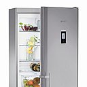 Ce réfrigérateur est doté d’une zone de stockage Biofresh dédiée à la conservation des primeurs avec une température légèrement supérieure à 0°, une régulation à 0,2° près, une hygrométrie réglable et un brassage régulier de l’air. Réfrigérateur CBNes5167. Liebherr.