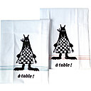 Cuisine pleine d’humour grâce à ces torchons sérigraphiés 100% coton. 54 x 70 cm. 18 €. A table. Pipoca.