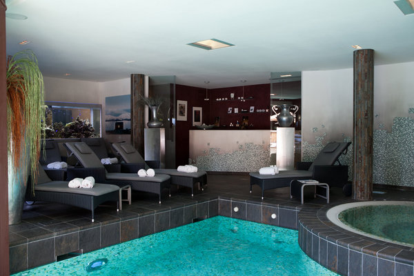 Confort absolu pour des soins experts dans une décoration luxueusement montagnarde.