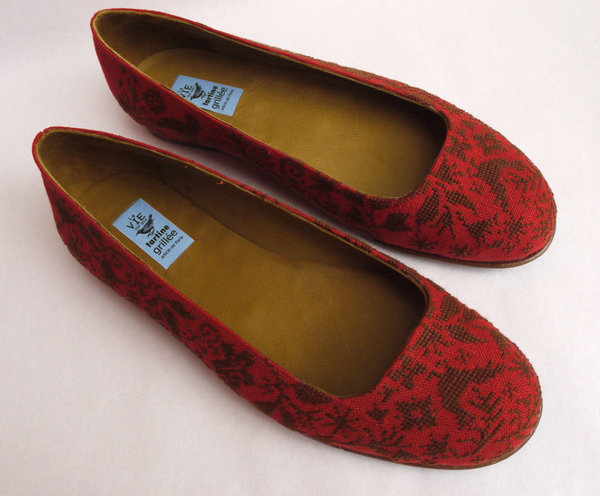 Modèle Alouette en toile Aïda de lin rouge et brun