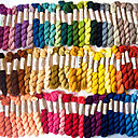 La gamme de laine Crewel Renaissance Dyeing 100% laine d'agneau en teinture végétales