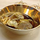 Merveilleuses ravioles potagères d'Alain Passard, parfaites avec le champagne Blanc de Blancs, Ployez-Jacquemart 2004.