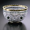 Réédition du bol à thé créé en 1903 par Baccarat, manufacture découverte par Tojiro Harumi, antiquaire renommé et maître de thé à Osaka.