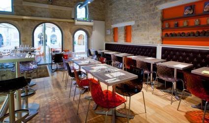 Nouvelle étape dans l’histoire de Kayser avec l'ouverture en février 2012, à Bercy Village, d'un véritable restaurant.