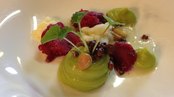 Betterave et avocat... au moment du dessert !