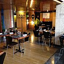 La salle reflet du style de Le Corbusier.