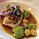 Le filet de Féra illustre l'esprit métissé des assiettes d'Alexandre Mazzia.