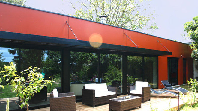 La terrasse sous la pergola La terrasse sous la pergola