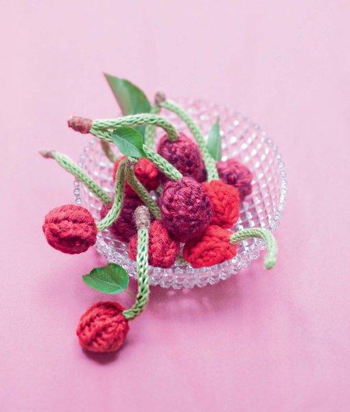 Cerises rouges et rouge cerise à décliner en différents tons de rouges.