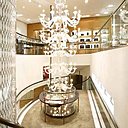 Le spectaculaire flagship Cartier de Pékin avec son lustre en cascade.