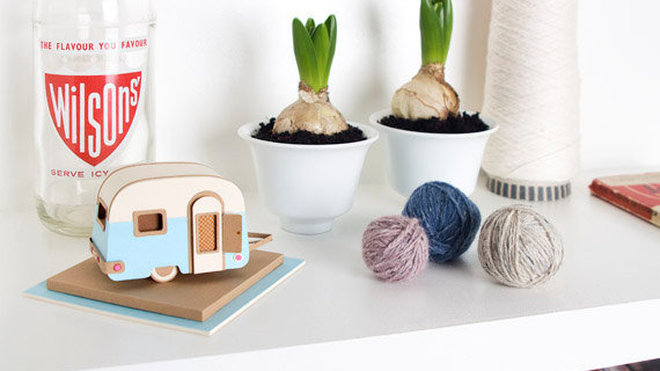 Reproduction en carton de la caravane Airstream Land Yacht - Ohio Bulle