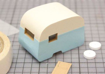 Recouvrir les côtés de passe partout.