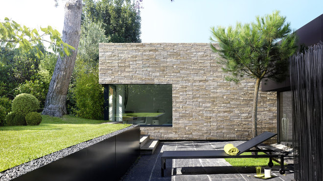 Disponible en trois couleurs : ton naturel, ton terre brune ou ton anthracite, le parement Rocky-Mountain se compose de couches de pierres de dimensions différentes, accentuant l’effet de corps et de relief d’un mur.