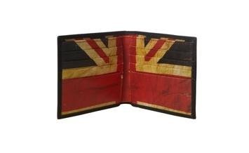 Tout cuir et façon vintage pour le portefeuille Ben Sherman.