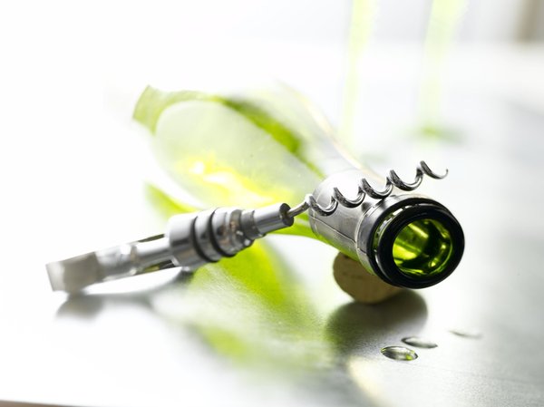 Elancée, la bouteille Alsace à l'élégante parfaitement identifiable répond au doux nom de "flûte".