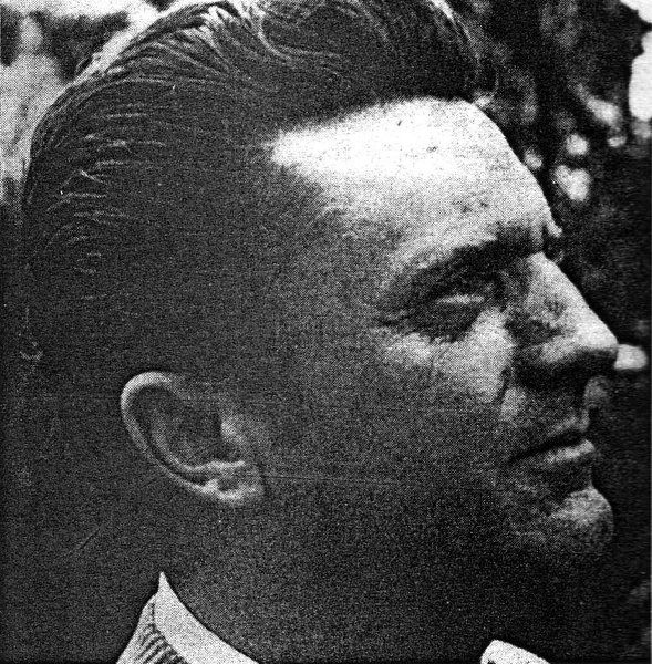 Le designer français Joseph-André Motte est devenu l’une des figures mythiques des fifties, contribuant à lui apporter ses codes graphiques.