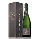 Près de 750 000 bouteilles de champagne Devaux  par an,  toutes élaborées à partir de Chardonnay et de Pinot Noir;