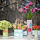 Composition florale pour fleurs de toutes tailles.