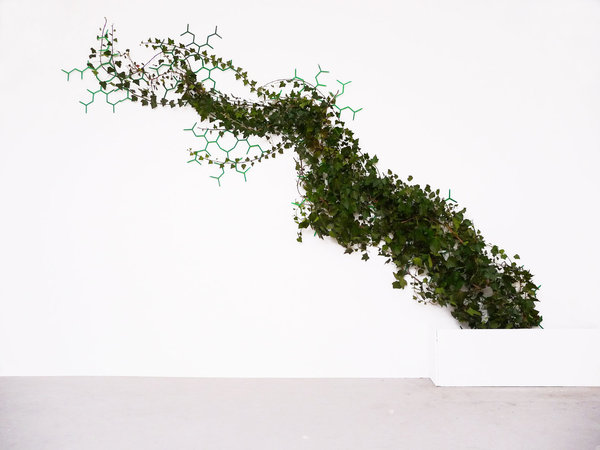 Pour le concours de l'innovation, dans le village du design extérieur, Emilie Coli Garros a présenté son treillis "Ariane".