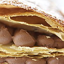 Et le repas s'achève en beauté avec le millefeuille au chocolat  fait minute avec une ganache un peu amère.