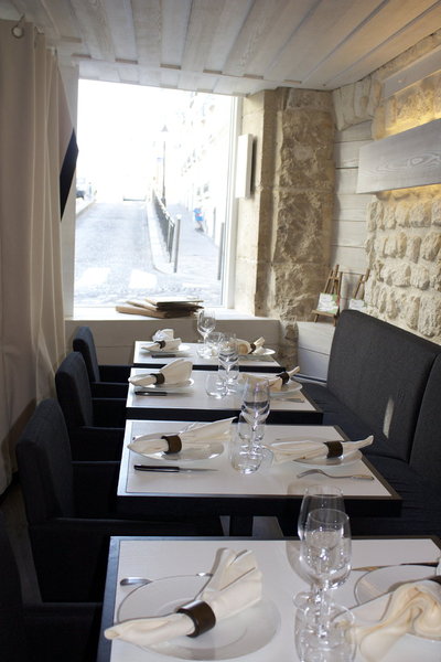Une belle adresse gourmande au cœur de  Montmartre, par le chef étoilé Antoine Westermann.