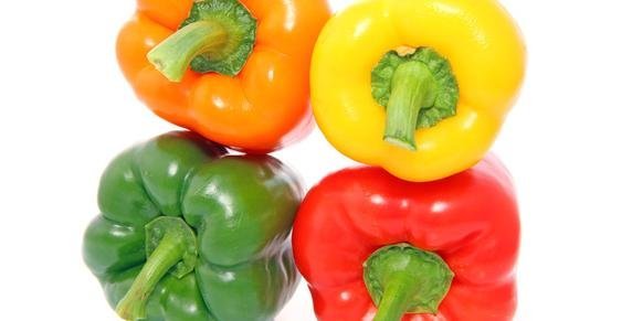 Mulitcolore, les poivrons existent vert ou rouge, jaune ou orangé et même violet !