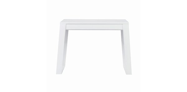 Une table extensible, qui accueille jusqu'à 8 personnes, ça ne se rate pas ! Le style contemporain et la taille réduite séduira vos convives. Modèle "Nocturne" chez Alinéa.