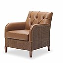 Dans un cadrage en hêtre massif, le fauteuil William Deluxe de Vincent Sheppard allie l’élégance du Lloyd Loom avec la noblesse du cuir. Un siège haut gamme qui rappelle la décoration des grands hôtels anglais.