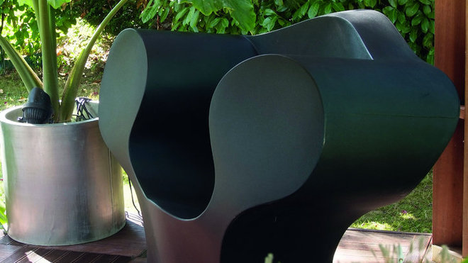 Le fauteuil Big Easy signé Ron Arad donne un côté club anglais au "lounge".