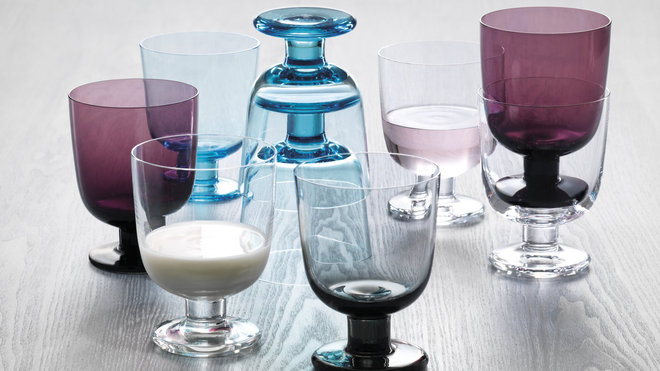 Veres à pieds empilables Lempi, dessinés par Matti Klenell pour Iittala