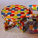 100% carton pour le tabouret Tom Pouce.