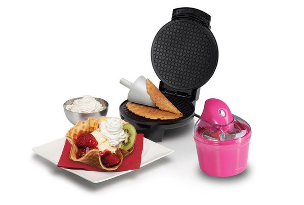 Si l’été est la saison la plus favorable pour manger des glaces, pourquoi se priver tout au long de l’année ? Avec une sorbetière, vous pourrez réaliser des glaces maison, qui apporteront une touche de fraîcheur à vos desserts.