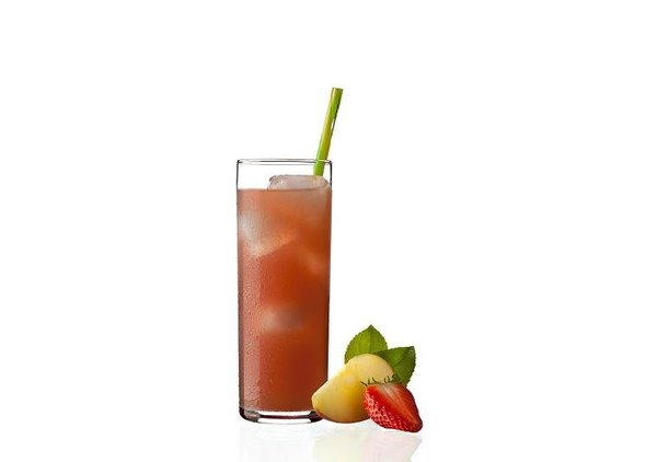 Le Calvados s’habille de notes exotiques, en entrant dans la composition de l’Aurore Boréale : 4 cl de Calvados, 1,5 cl de Cointreau, 5 cl de jus de goyave, 1 cl de jus de citron frais et 0,5 cl de sirop de fraise à shaker, avant de partir pour un voyage des sens.