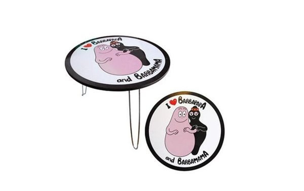 Les Barbapapa se plient et se déplient à la moindre volonté, grâce à cette table basse de Cadodes. En métal et bois, elle se range dans n’importe quel interstice, pour être sortie lorsque le besoin d’une table d’appoint se fait sentir.