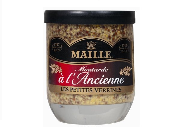 La texture granuleuse de la moutarde à l'ancienne fait que son goût se fait beaucoup moins prononcé.