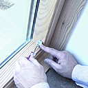 Etape 2 : Montage des attaches basses. Etape 2 : Montage des attaches basses.