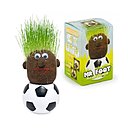 Mr Green d’Elysun est un passionné de football, ce qui explique son vase en forme de ballon. En l’arrosant régulièrement, ses cheveux poussent sous forme de brins d’herbe, qui demande une petite coupe de temps en temps.