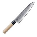 Travail à la main d’épluchage et petites découpes sont désormais possible avec ce couteau d’office de la marque Tojiro pour Toc.fr. Sa lame en acier inox sur les côtés et acier VG10 au centre possède un feuilleté de 63 couches, muni d’une lame en chêne blanc.