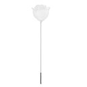 Stylisant une rose, le lampadaire à planter « Baby Love » dans son jardin donne dans la fantaisie. Imaginé par Moredesign pour MyYour, il crée une atmosphère poétique pleine de charme.