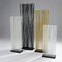 Paravent d’intérieur ou d’extérieur, le « Sticks » de Hsu-li et Stefan Kaiser d’Arenas Collection permet de créer un espace privé sans marquer de rupture, grâce à ses baguettes en fibres de verre.