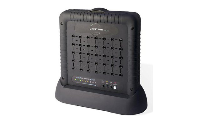 Permettant de rééquilibrer en ions négatifs l’air de votre maison, le purificateur « Ionis’air » de Royal River stimule l’énergie vitale, en éliminant les bactéries, le champ électromagnétique et les mauvaises odeurs.