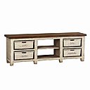 Dans une conception d’un rendu visuel du bois traditionnel, le meuble TV-Hi Fi d’Interior’s joue la carte d’un matériau naturel, comme l’ensemble de sa collection « Firt » afin d’offrir un certain charme suranné à l’ambiance. Dans une conception d’un rendu visuel du bois traditionnel, le meuble TV-Hi Fi d’Interior’s joue la carte d’un matériau naturel, comme l’ensemble de sa collection « Firt » afin d’offrir un certain charme suranné à l’ambiance.