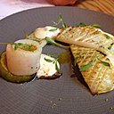 Un concept original pour remplacer les sempiternels plats et menus. Ici, on sert des «racion», des portions entre les tapas et les véritables plats.